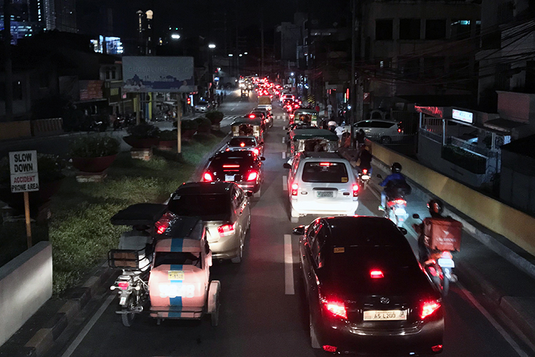 Get used to an empty Rockwell and a very packed EDSA | VISOR.PH