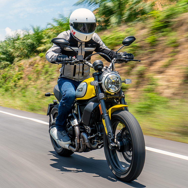 ducati scrambler main08