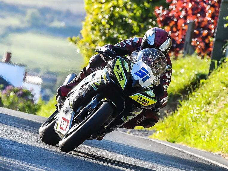 Why the Isle of Man TT race should be on your bucket list | VISOR.PH