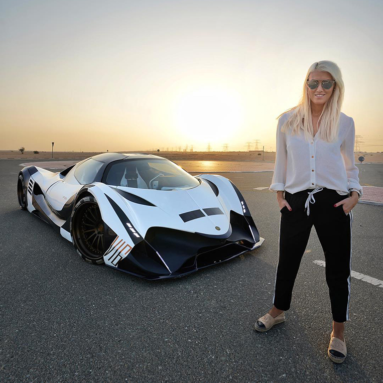 In Truth Supercar Blondie Is The Person Her Haters Want To Be Visor Ph