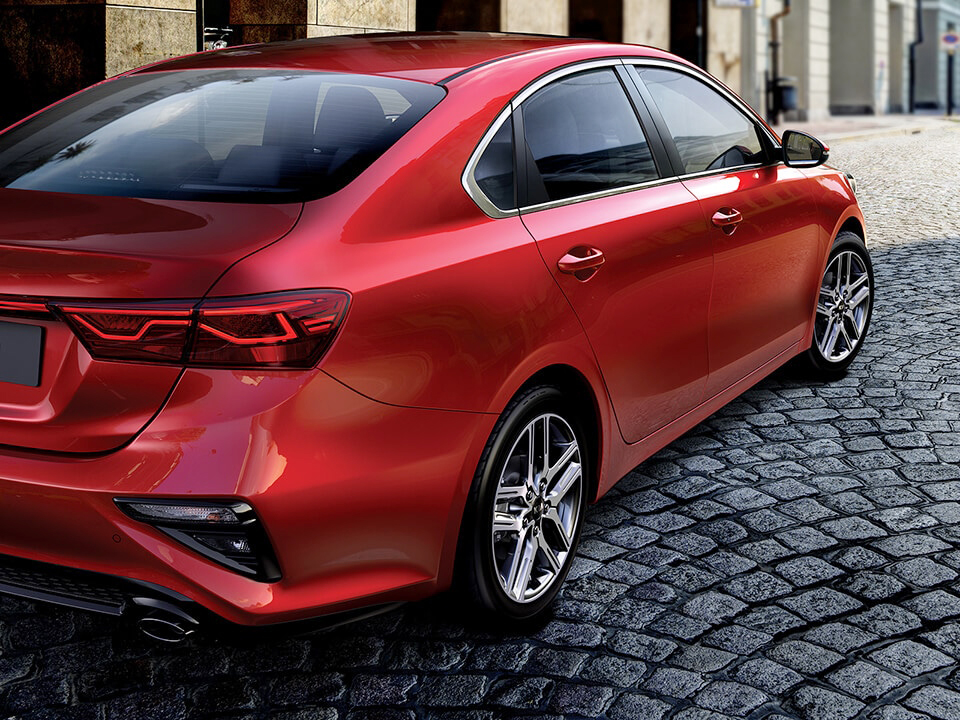 The Kia Forte GT is proof the sporty compact car is alive and well ...