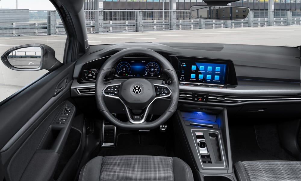 Photos: 2021 Volkswagen Golf GTD | VISOR.PH