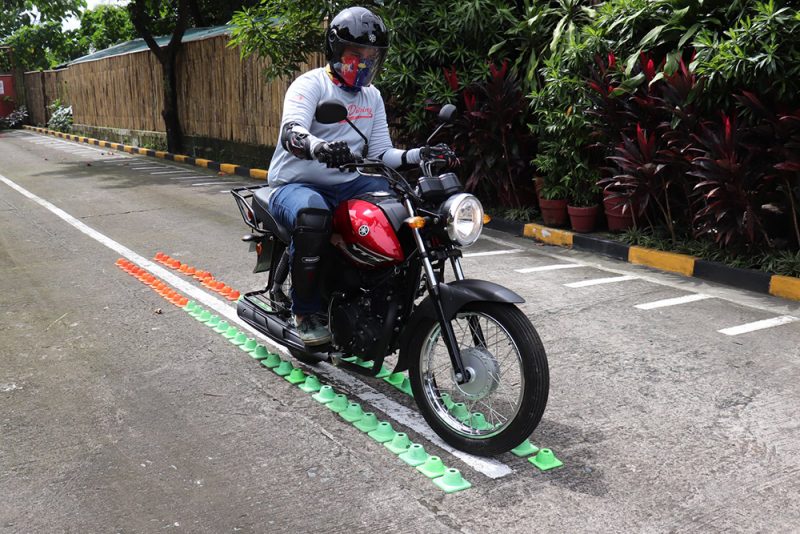 motorcycle driving lessons near me