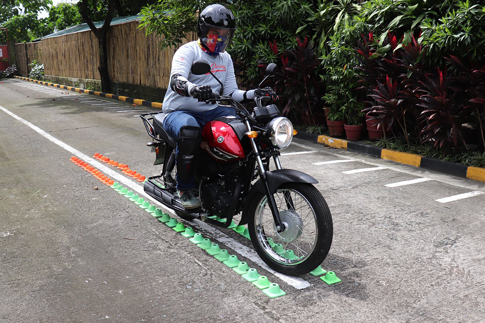 a-1-driving-school-is-now-offering-a-motorcycle-riding-course-visor-ph