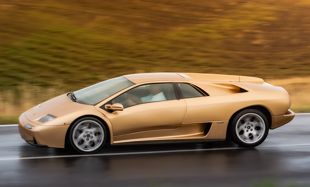 Just how many Lamborghini Diablo cars were made? 