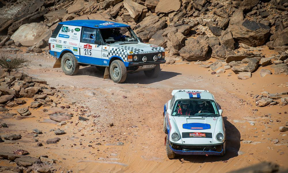 Check out these vintage cars competing in Dakar Rally | VISOR