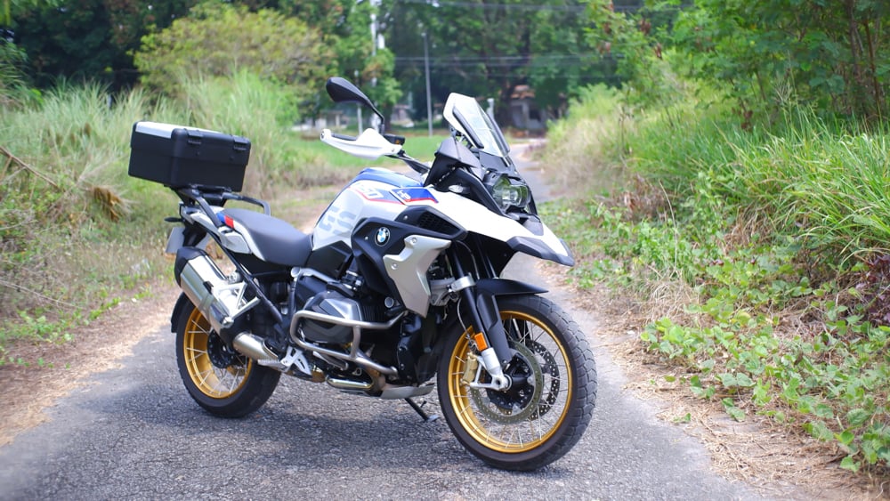The Bmw R1250 Gs Hp Might Ruin Other Bikes For You Visor Ph