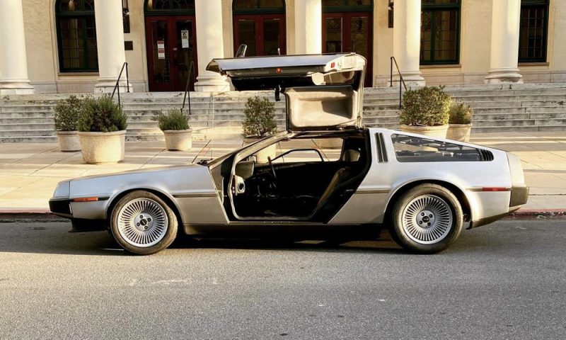 This DeLorean will get to 88mph in no time, thanks to Kia power | VISOR.PH