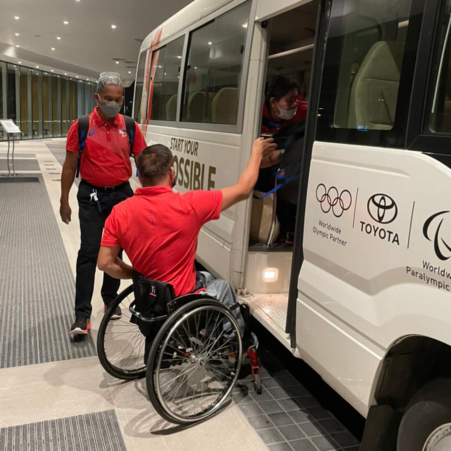 Toyota PH supports Pinoy Paralympic team with this minibus VISOR.PH