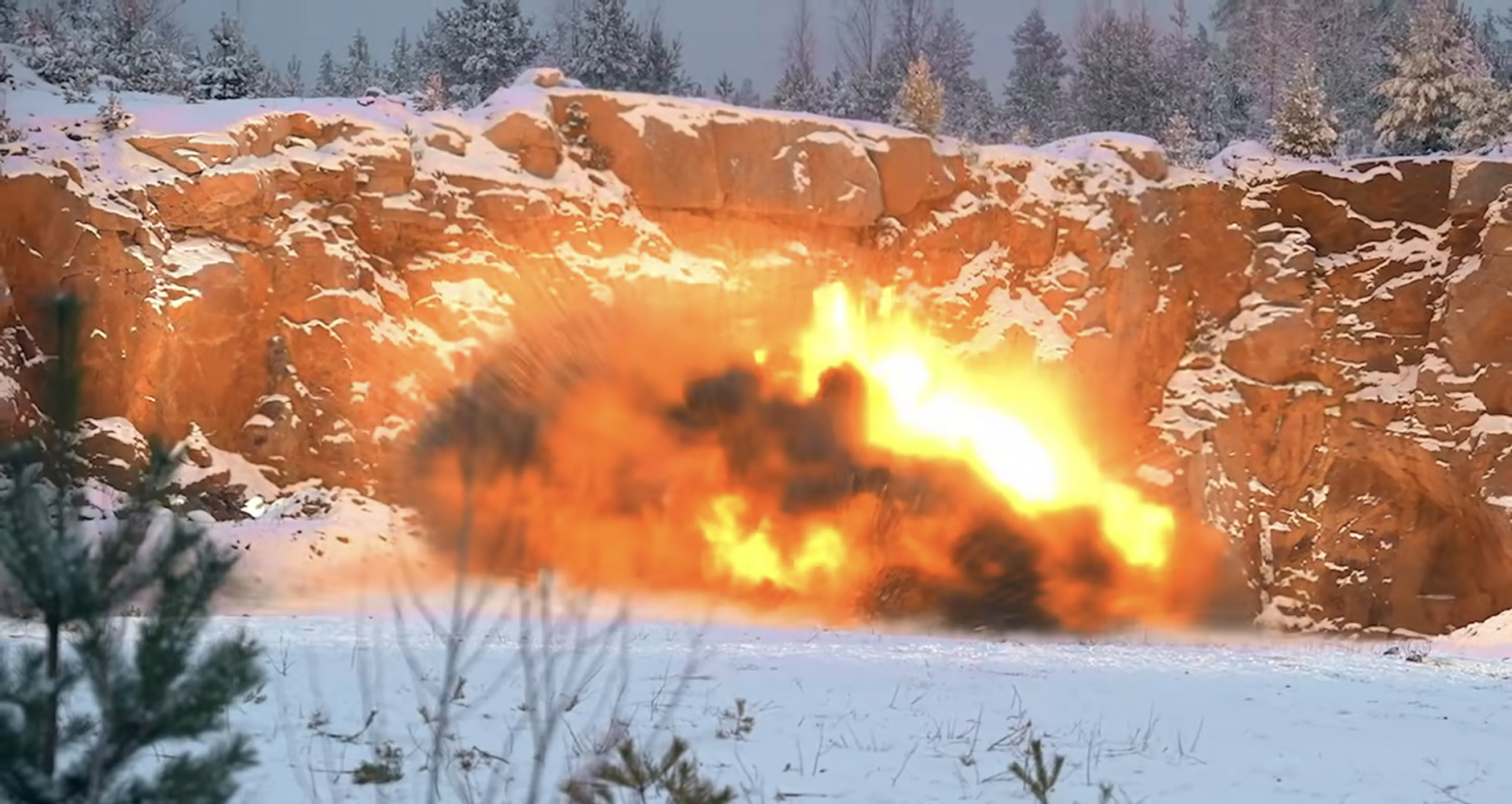 Watch a Tesla Model S being vaporized by 30kg of dynamite | VISOR.PH