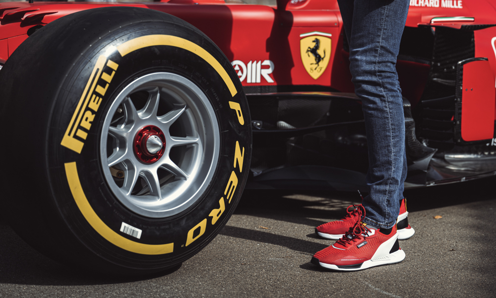 carlos sainz puma shoes