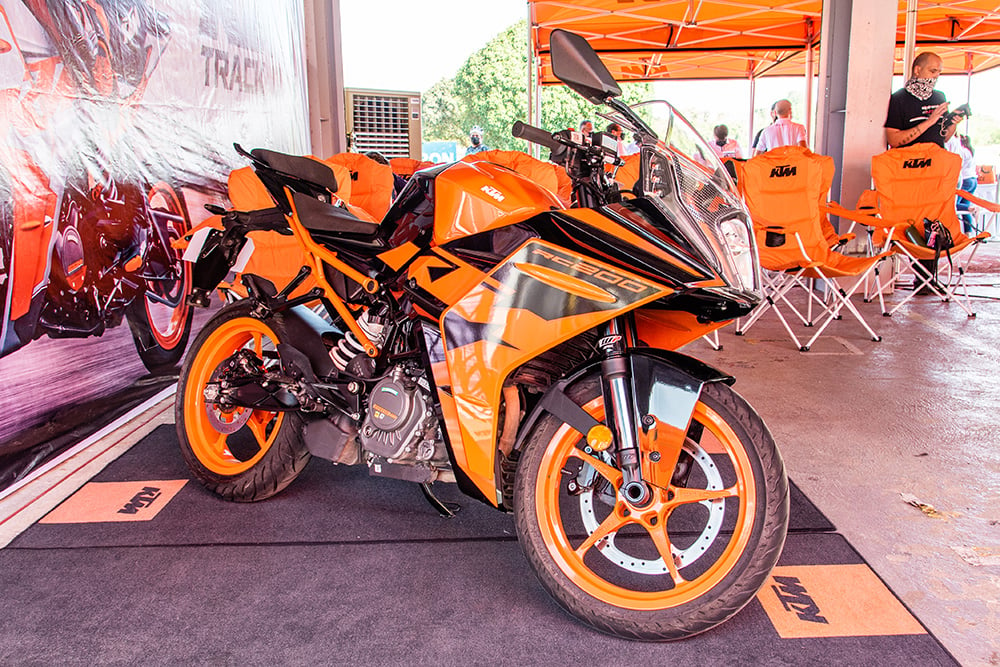 The New Ktm Rc 200 Is Here, And It'S Proudly Made In Ph | Visor.Ph