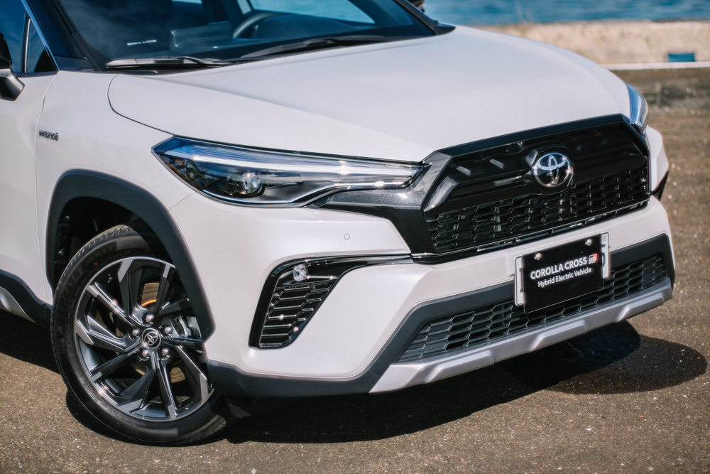 Surprise! Toyota Corolla Cross and Altis GR-S are now available in the ...