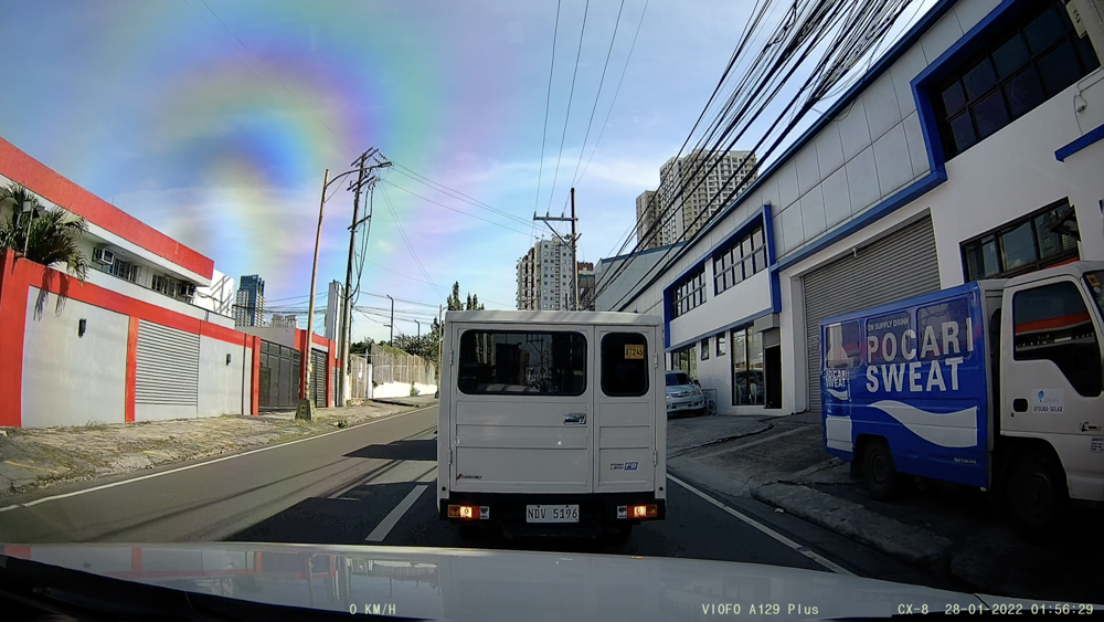 Wide Angle Lens Makes Everything Look Farther Away - DASHCAM PSA 