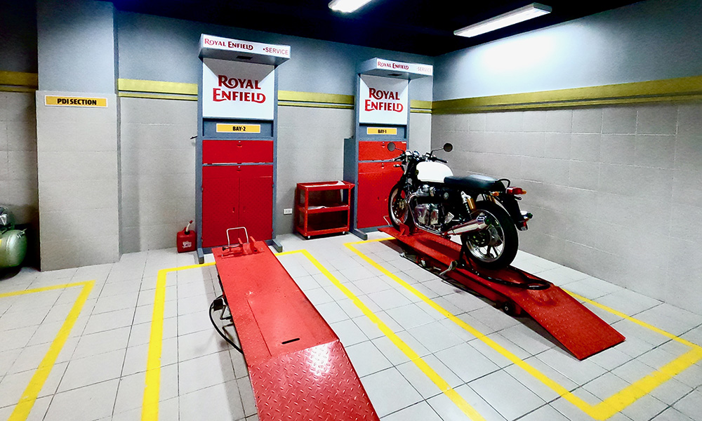 cvs royal enfield service center