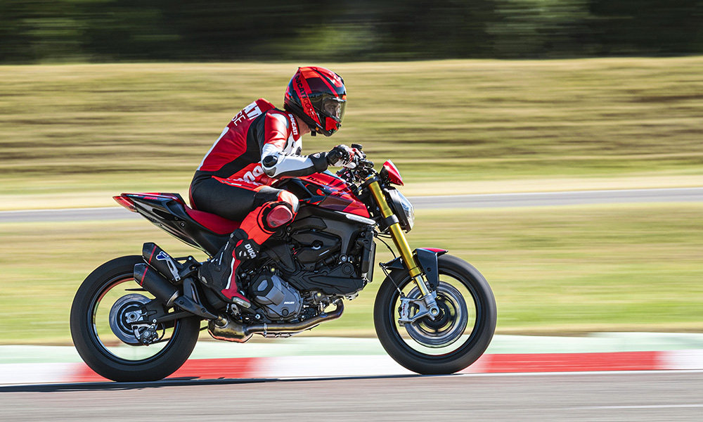 ducati monster 759