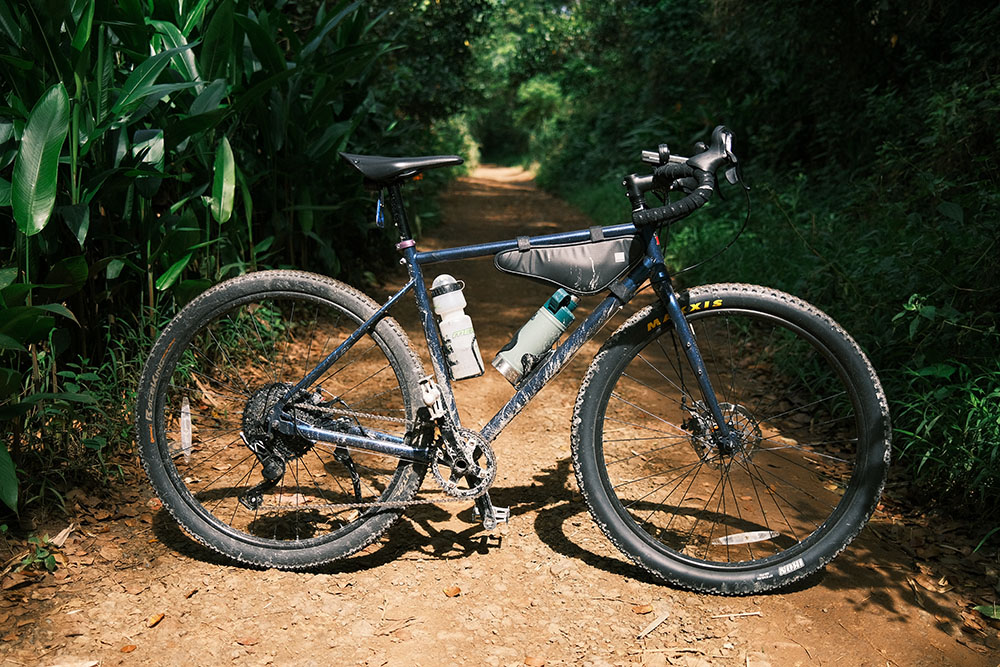 rigid fork gravel bike