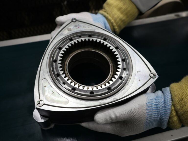 Mazda is once again producing rotaryengine vehicles VISOR.PH