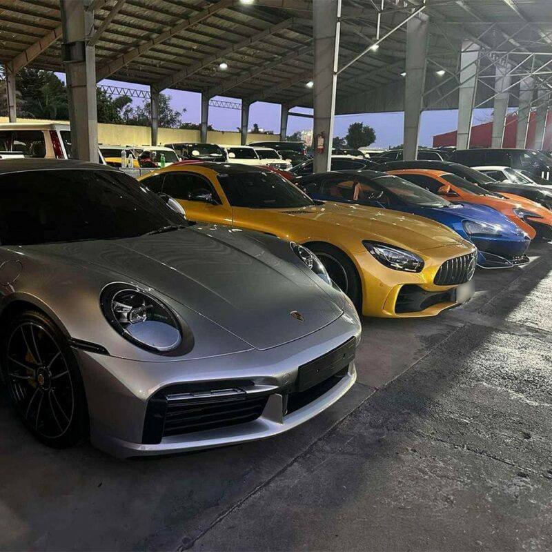 Stunning Selling High End Cars Photos