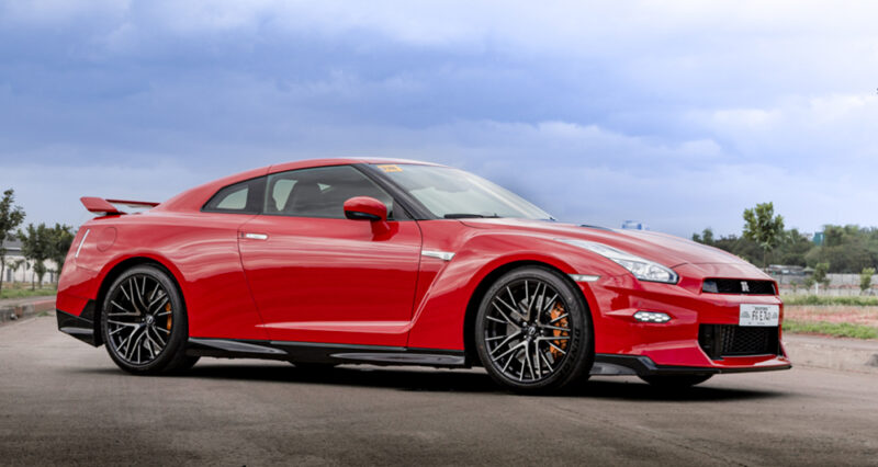Nissan GT-R Premium: A living legend | VISOR