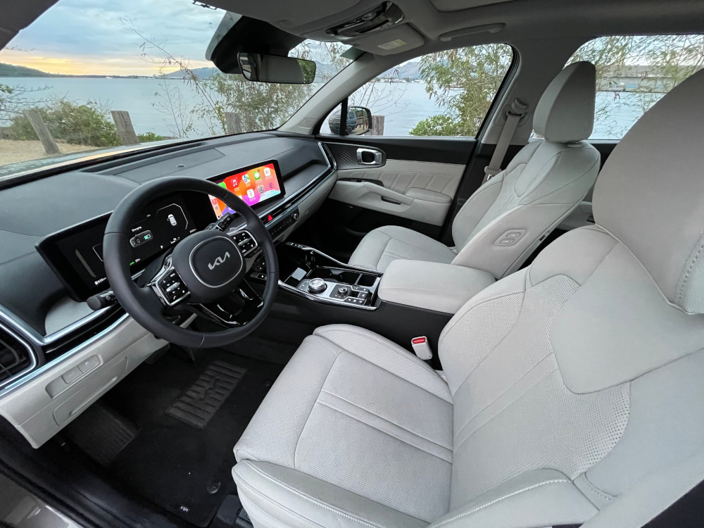 Kia Sorento Cabin