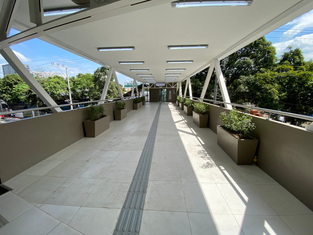 EDSA Kamuning bridge